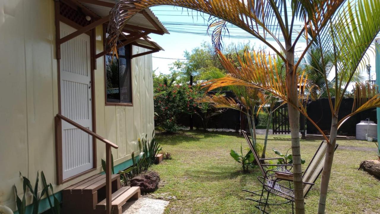 Container House Cahuita Hotel Ngoại thất bức ảnh